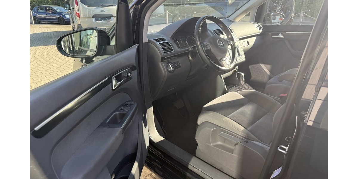VW Touran Highline Top! Highline 113.000 km 8.990 &euro; Koblenz 56070