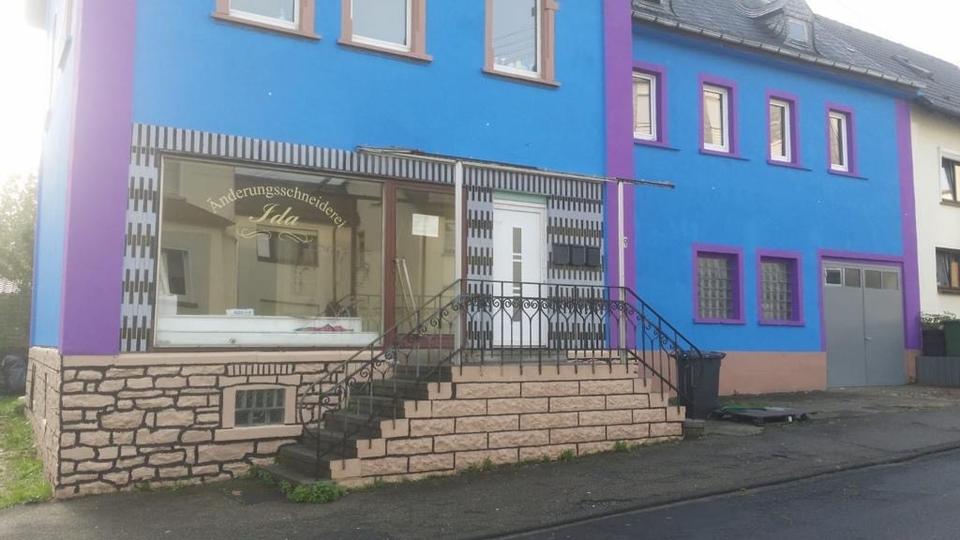 Zwei sanierungsbedürftige Häuser mit Entwicklungspotenzial 6 zimmer