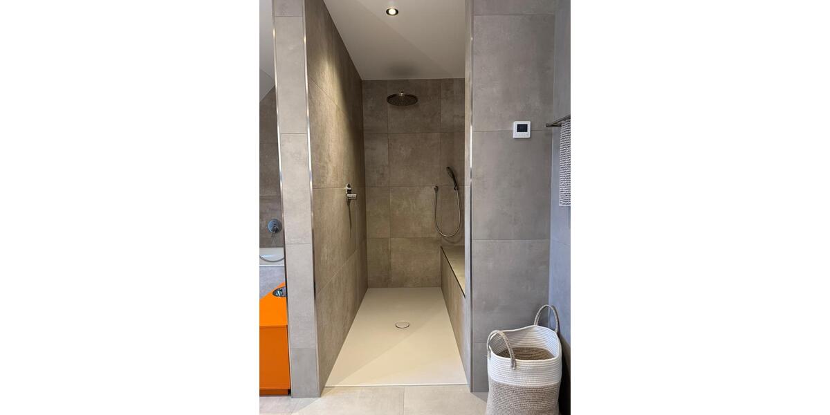 Kernsaniertes Einfamilienhaus mit Wärmepumpe, PV, Keller & Speich 5 zimmer