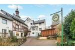 Charmantes Hanghaus mit Historie, großem Gewerbeanteil und einer Nutzfläche von 476m²