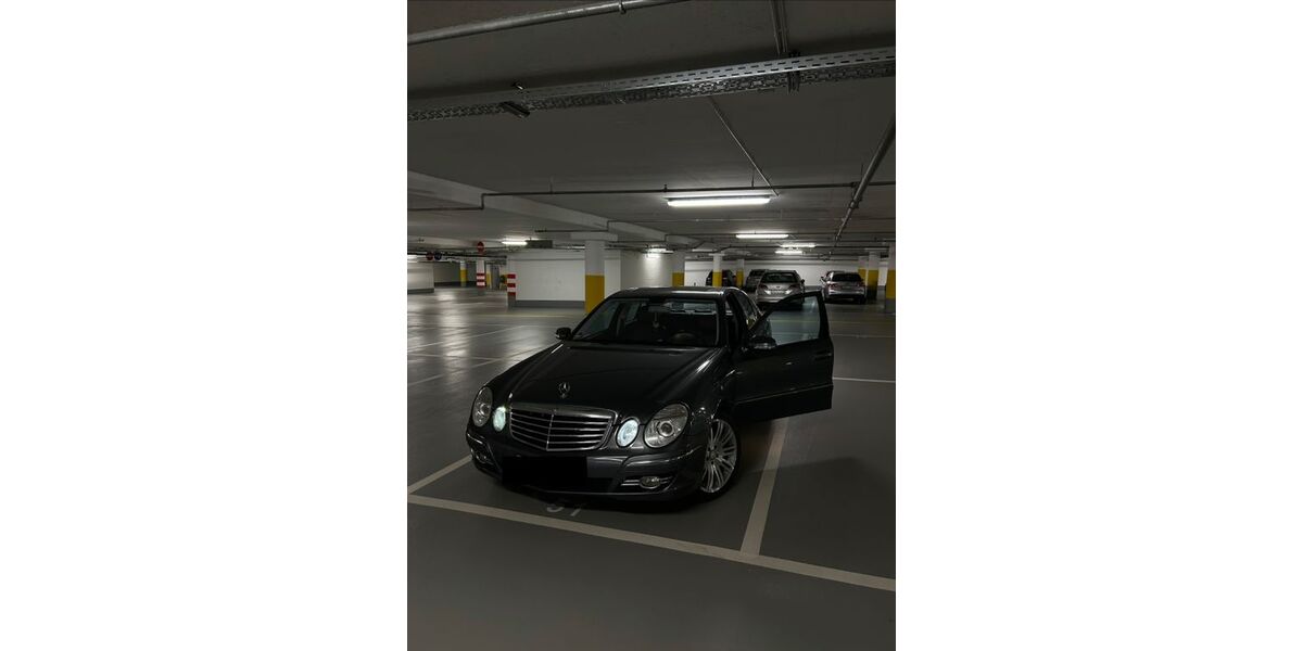 Mercedes-Benz E 320 166.512 km 7.800 &euro; Roßbach 56271