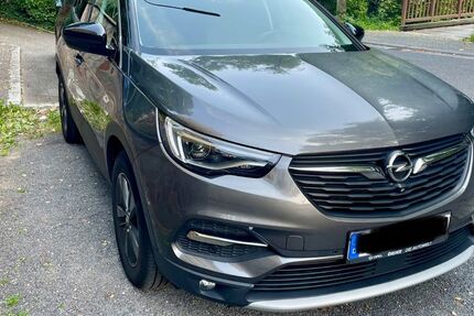 Opel Grandland (X) 93.000 km 14.900 € Boppard 56154