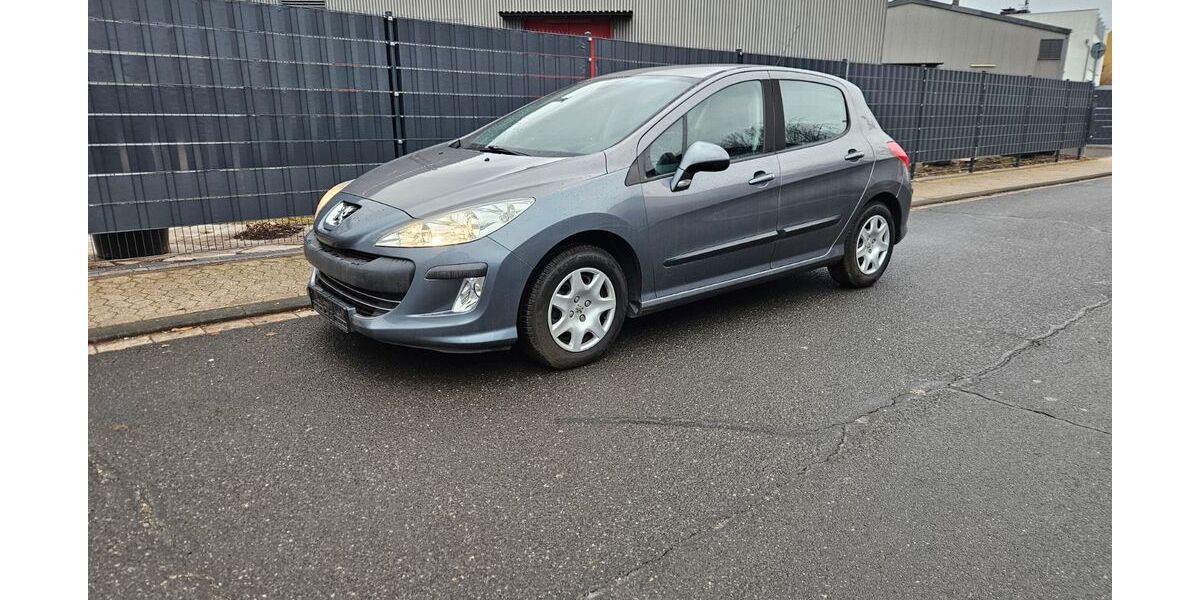 Peugeot 308 145.000 km 2.650 € Koblenz 56070