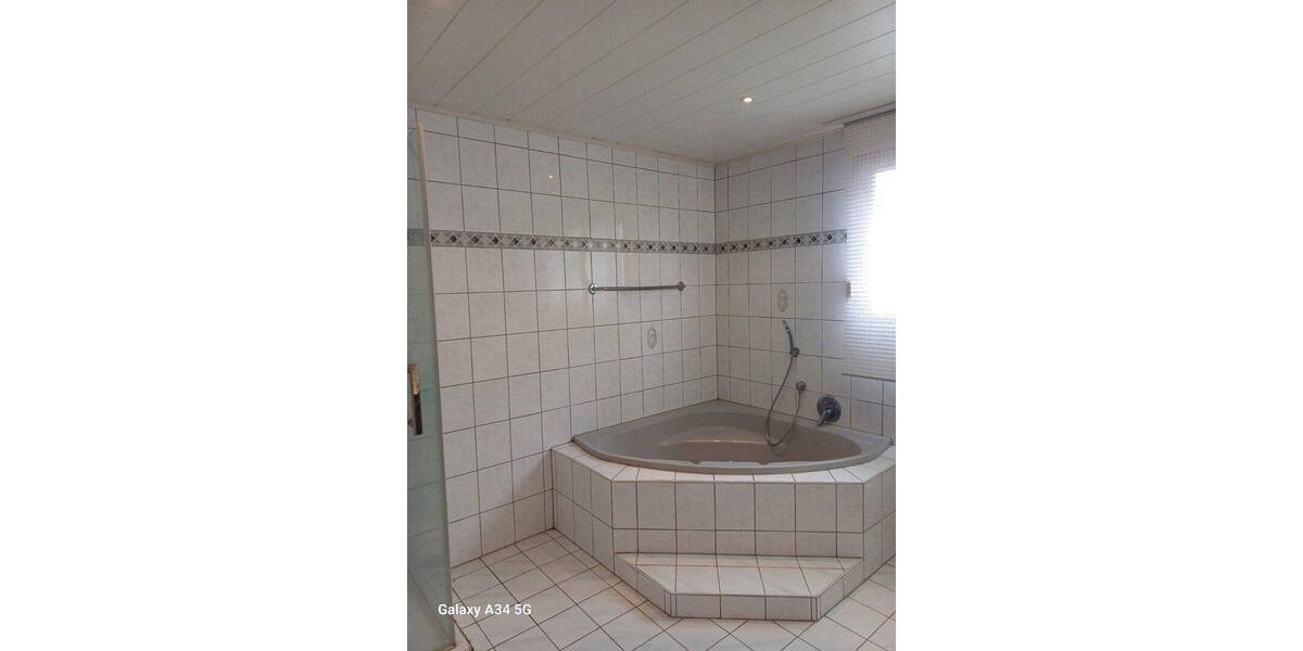 Einfamilienhaus Norath - 5 Zimmer, 180 m&sup2;, 283.000&euro; | Angebot:26382619
