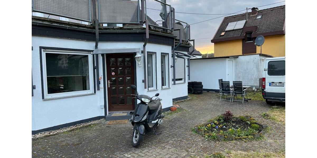 Saniertes 3 Familienhaus in NR-Niederbieber 7 zimmer