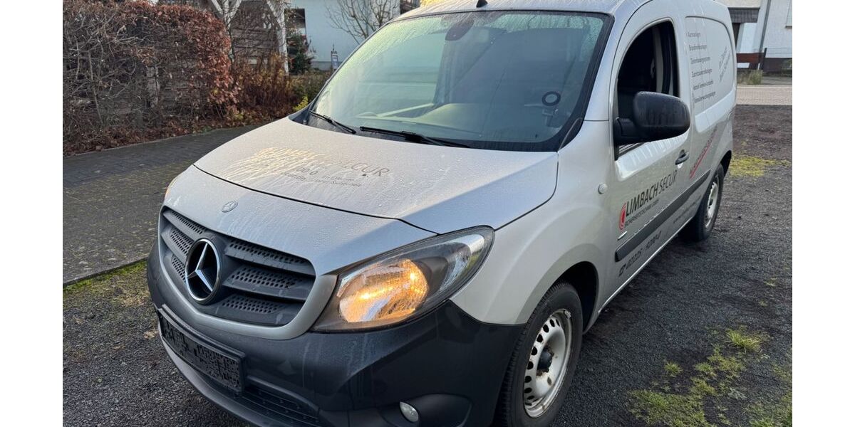 Mercedes-Benz Citan 228.000 km 5.950 &euro; Andernach 56626