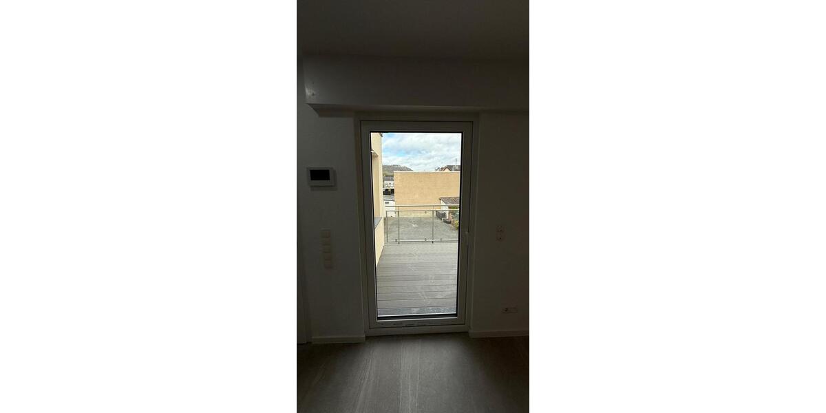 Etagenwohnung Andernach - 2 Zimmer, 72 m&sup2;, 1.275&euro; | Angebot:26227277