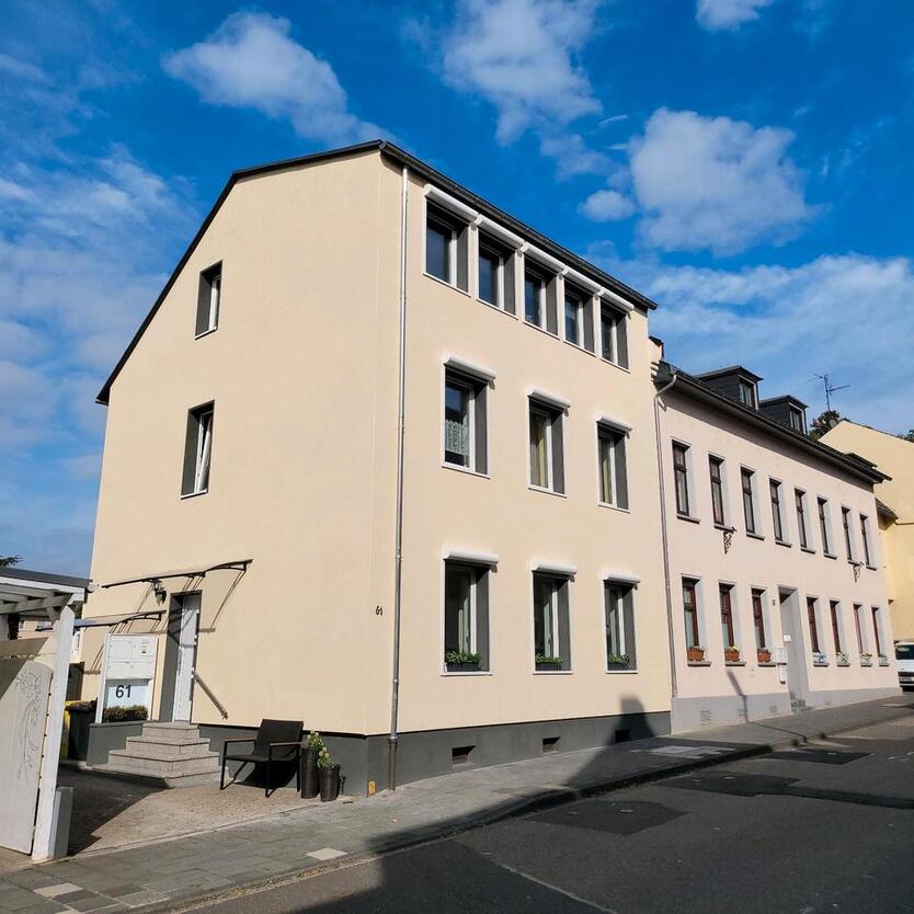 LAHNSTEIN, Burgstr. 61, 1.OG, 2 ZKBEBKBALKONKELLER zimmer