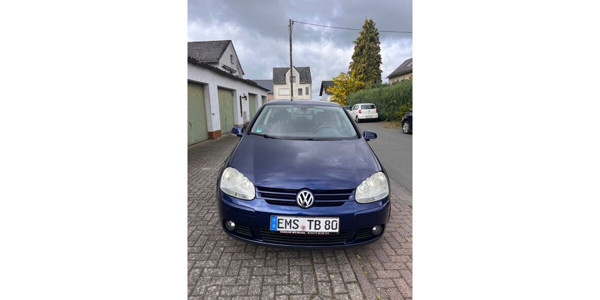 VW Golf 131.070 km 2.450 &euro; Singhofen 56379