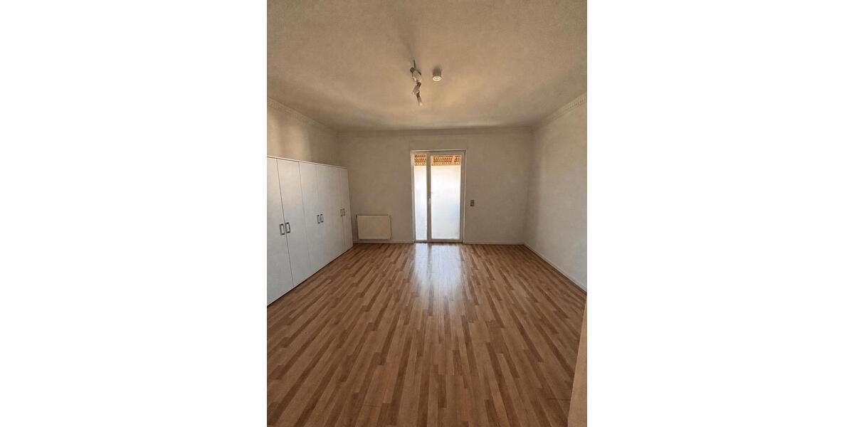 Maisonettenwohnung Neuwied Block - 4 Zimmer, 110 m&sup2;, 800&euro; | Angebot:26475193