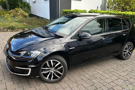 VW Golf 99.700 km 13.700 &euro; Höhr-Grenzhausen 56203