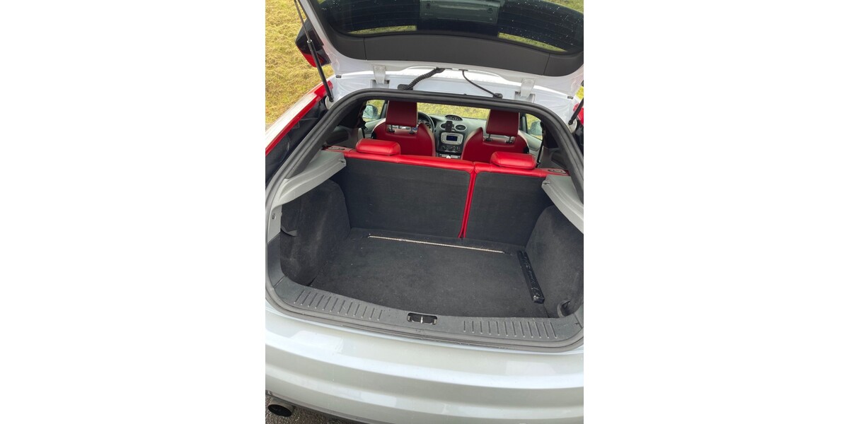 Ford Focus 147.800 km 11.500 € Mayen 56727