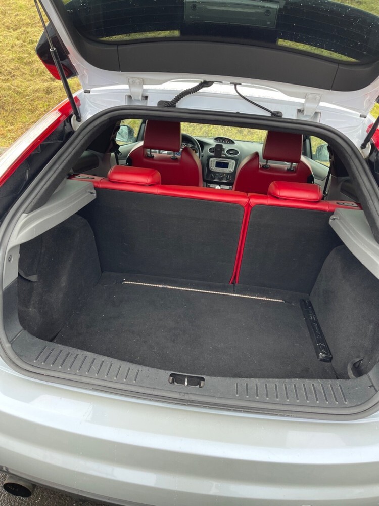 Ford Focus 147.800 km 11.500 € Mayen 56727