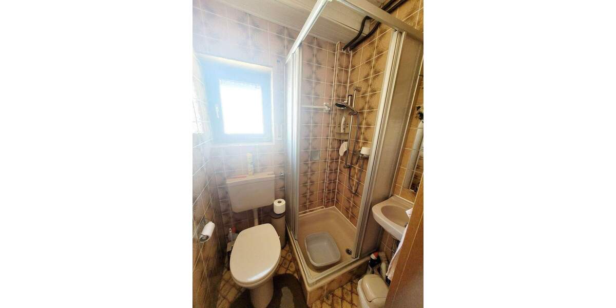 Mehrfamilienhaus, Wohnhaus Höhr-Grenzhausen Grenzhausen - 6 Zimmer, 168 m&sup2;, 209.000&euro; | Angebot:25567292