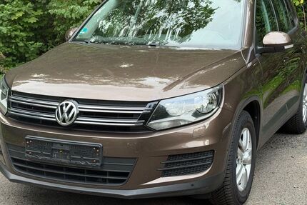 VW Tiguan 150.000 km 8.399 &euro; Bad Breisig 53498