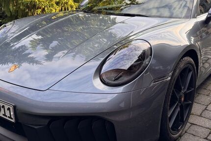 Porsche 992 1.192 km 191.880 &euro; Straßenhaus 56587