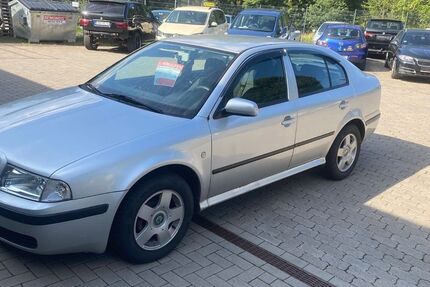 Skoda Octavia 300.000 km 1.800 &euro; Koblenz 56073