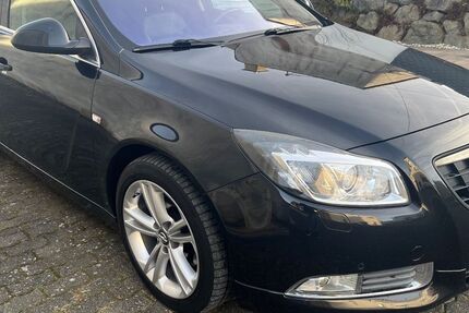 Opel Insignia 253.000 km 3.999 &euro; Ransbach-Baumbach 56235
