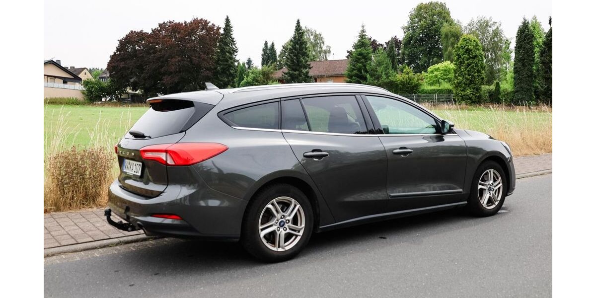 Ford Focus 141.000 km 8.900 &euro; Ransbach-Baumbach 56235
