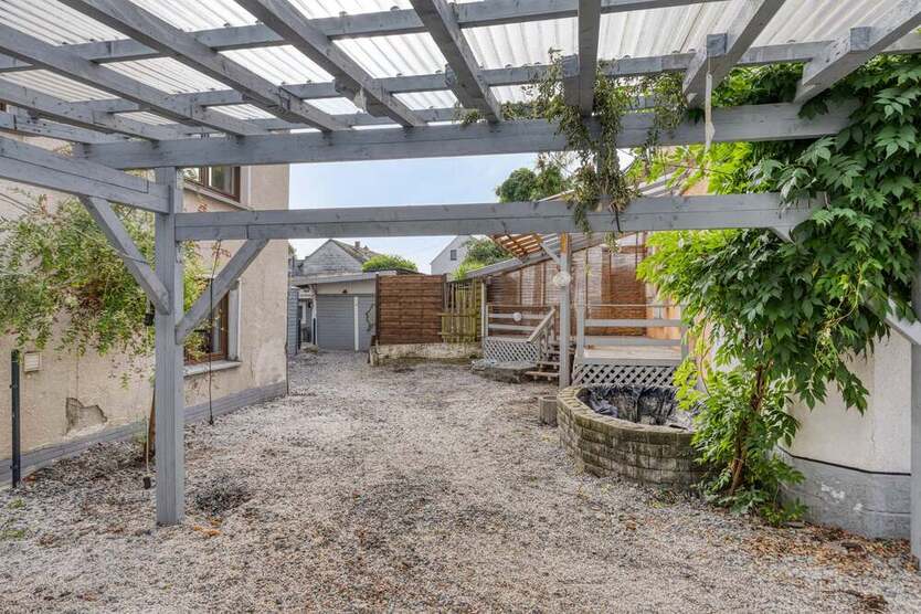 2x Häuser - 1x Preis - Viele Möglichkeiten ! 12 zimmer