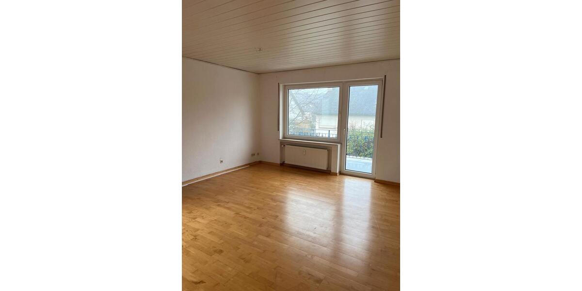 Etagenwohnung Dieblich - 1 Zimmer, 70 m&sup2;, 600&euro; | Angebot:26183373