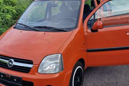 Opel Agila 216.000 km 1.100 € Diez 65582