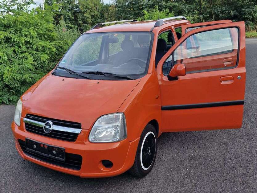 Opel Agila 216.000 km 1.100 € Diez 65582