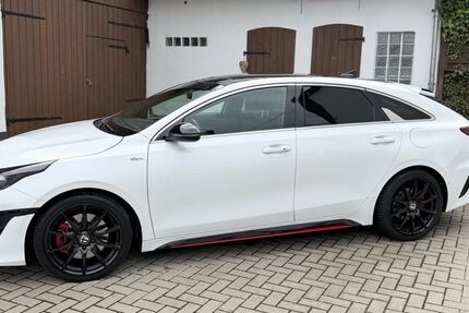 Kia pro ceed / ProCeed 92.000 km 20.800 &euro; Bad Breisig 53498