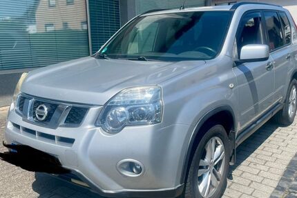 Nissan X-Trail 213.000 km 3.999 &euro; Leuterod 56244