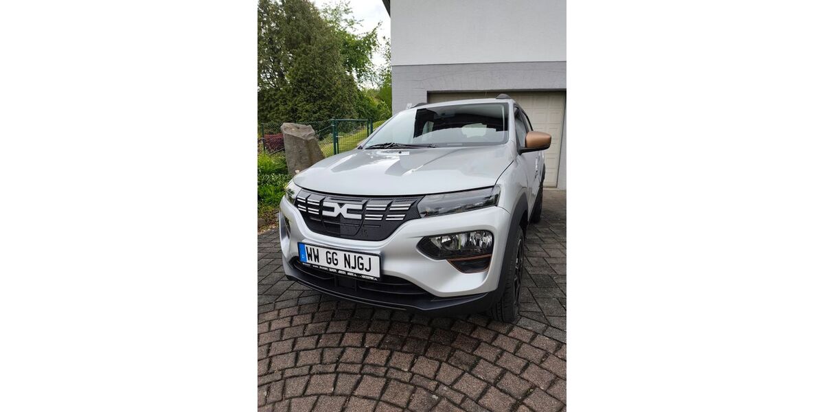 Dacia Spring 22.080 km 12.750 &euro; Hübingen 56412
