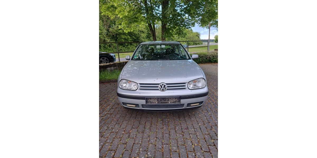 VW Golf 140.000 km 3.600 &euro; Montabaur 56410