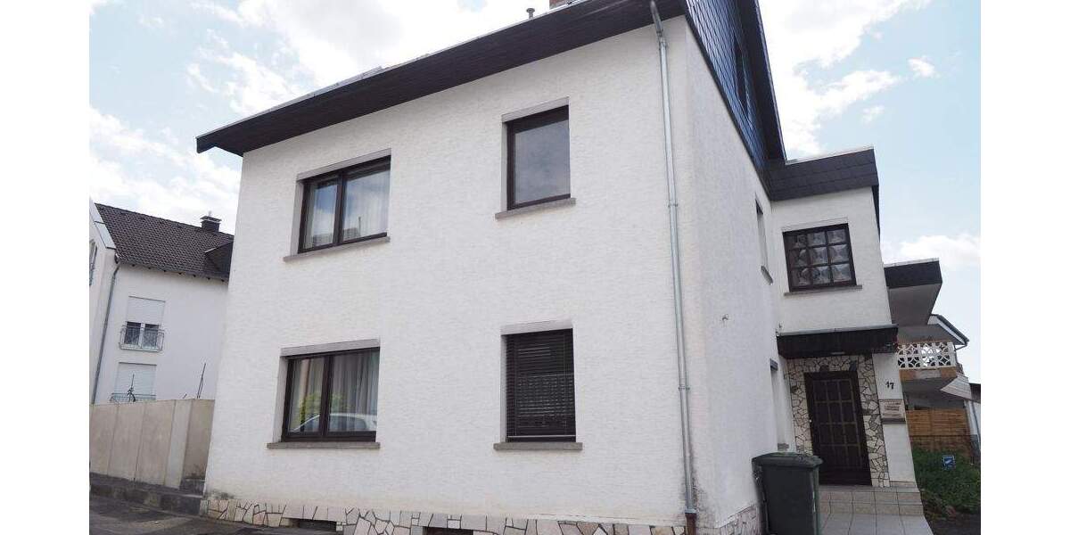 Einfamilienhaus Höhr-Grenzhausen Grenzhausen - 5 Zimmer, 150 m&sup2;, 175.000&euro; | Angebot:25729659