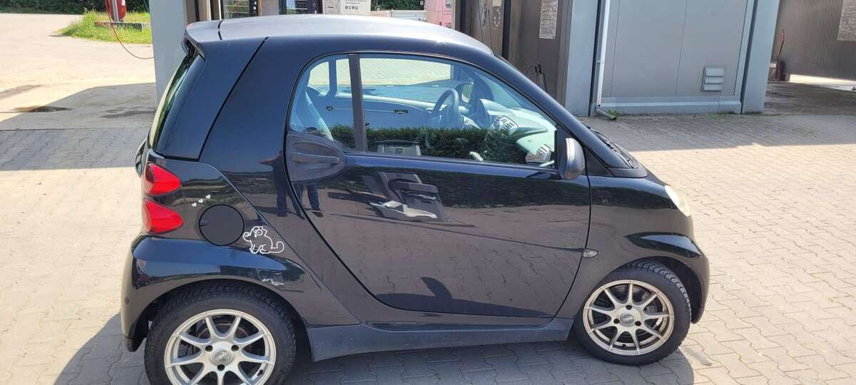 Smart forTwo 124.000 km 3.240 € Kettig 56220