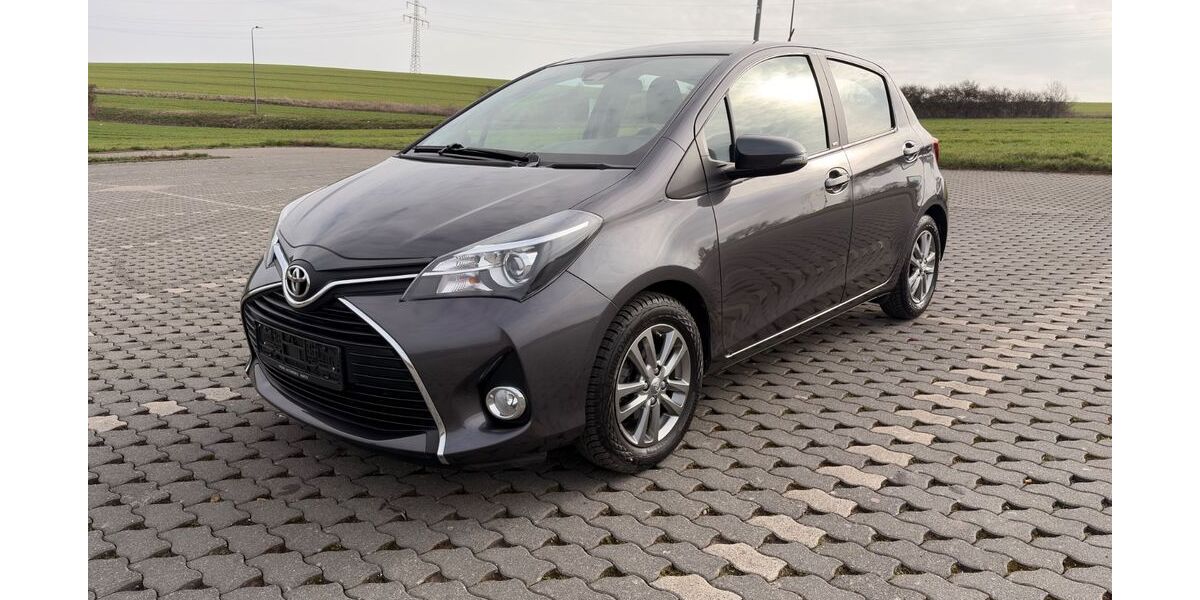 Toyota Yaris 34.680 km 13.990 &euro; Mayen 56727