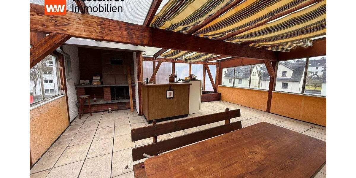 Mehrfamilienhaus, Wohnhaus Neuwied / Niederbieber Niederbieber - 7 Zimmer, 210 m&sup2;, 398.000&euro; | Angebot:25668591