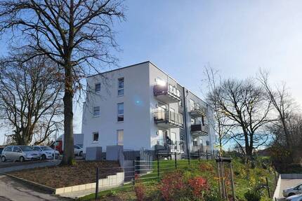 Tolle „Fast-NeubauWohnung“ - barrierefrei – ruhige Lage