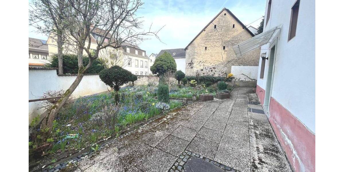 Einfamilienhaus Koblenz Rübenach - 6 Zimmer, 91 m&sup2;, 175.000&euro; | Angebot:26273696
