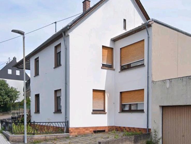 Provision freie Mehr familienhaus zum verkaufen 10 zimmer