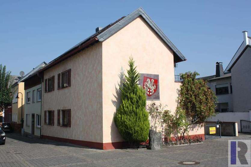 Haus zum Kaufen in Urmitz 265.000 € 135 m²