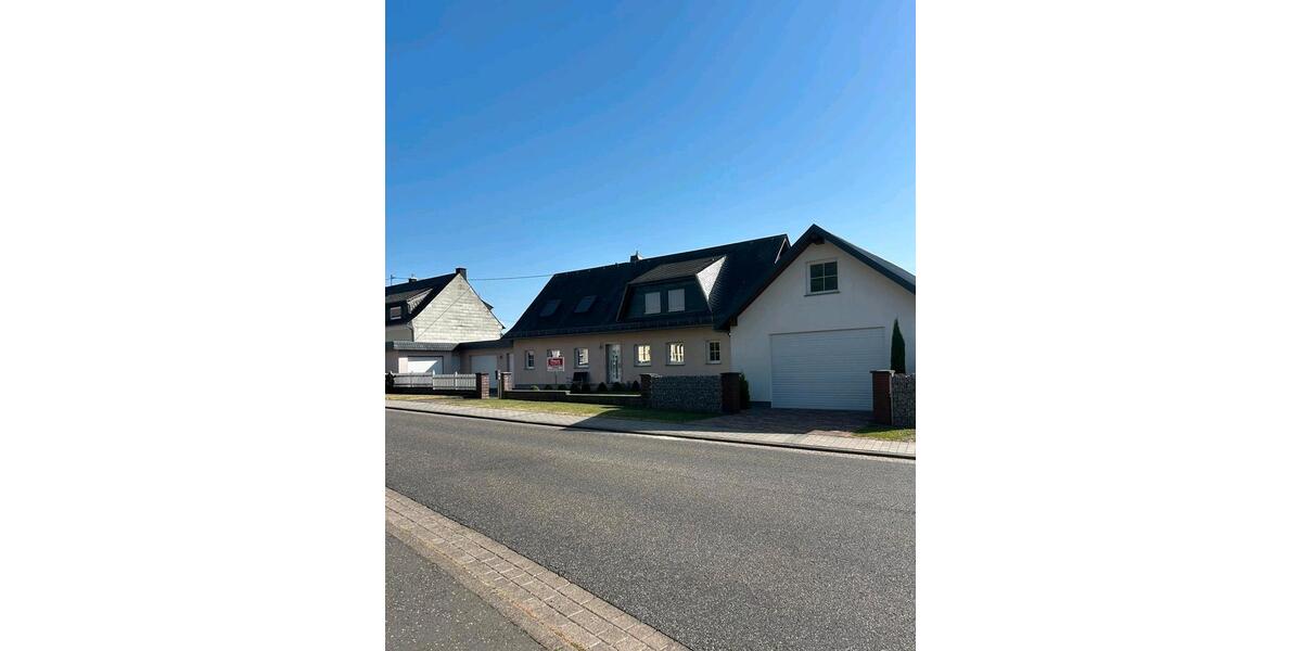 Einfamilienhaus Halsenbach - 5 Zimmer, 180 m&sup2;, 485.000&euro; | Angebot:26951809