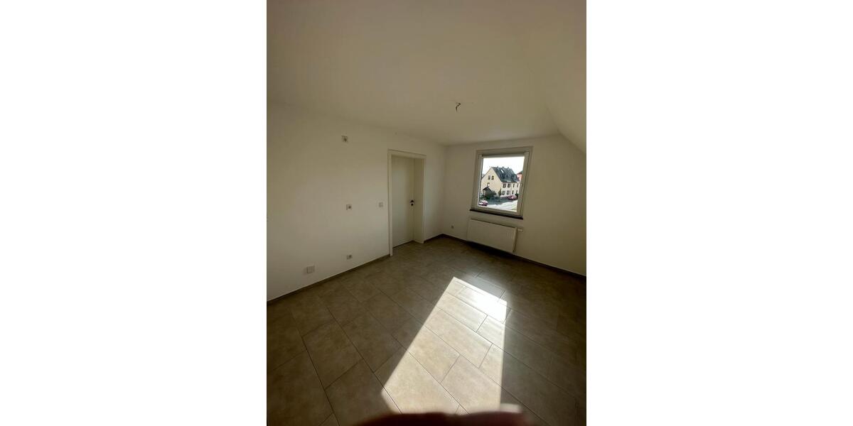 Dachgeschoßwohnung Neuwied Feldkirchen - 3 Zimmer, 69 m&sup2;, 720&euro; | Angebot:26067132