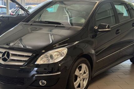 Mercedes-Benz B 200 170.000 km 4.990 € Brey 56321