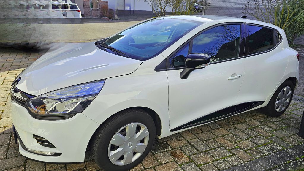 Renault Clio 54.200 km 8.000 &euro; Brey 56321