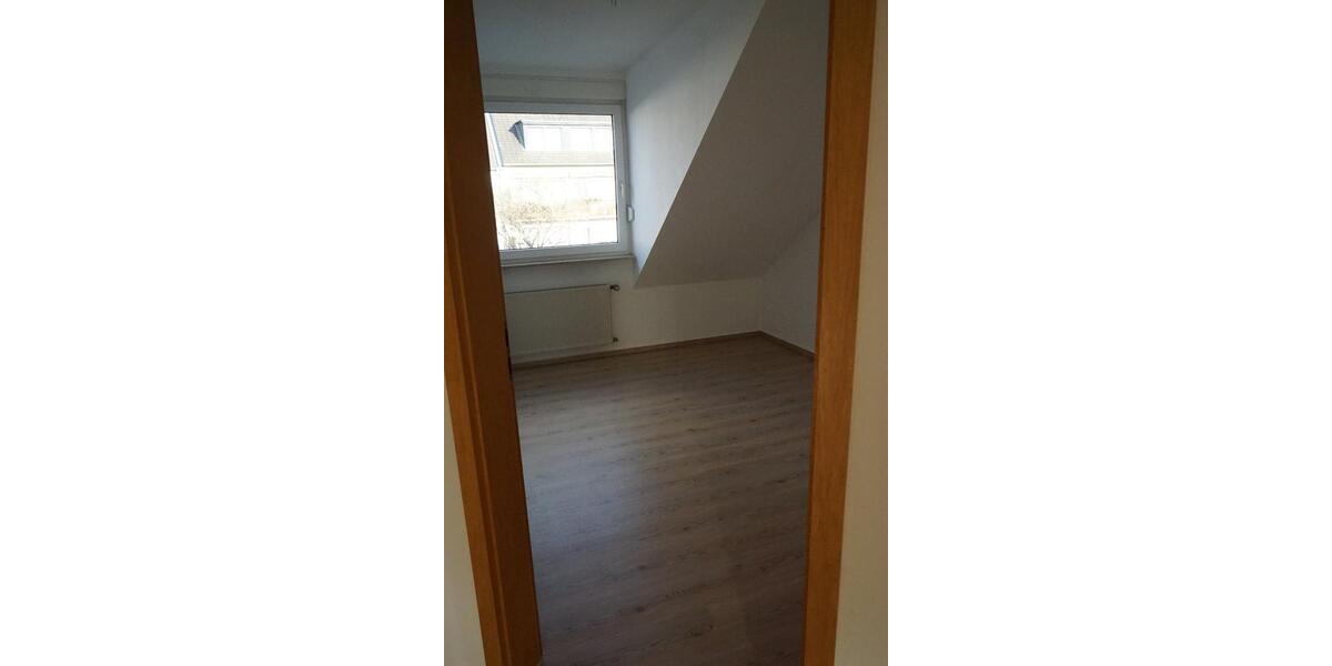 Mietwohnung 2. OG, 86m2 4 zimmer