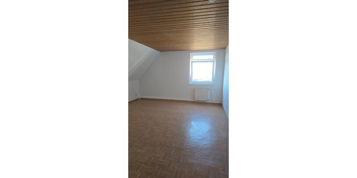 Dachgeschoßwohnung Koblenz Arenberg-Immendorf - 2 Zimmer, 64 m&sup2;, 584&euro; | Angebot:26147984
