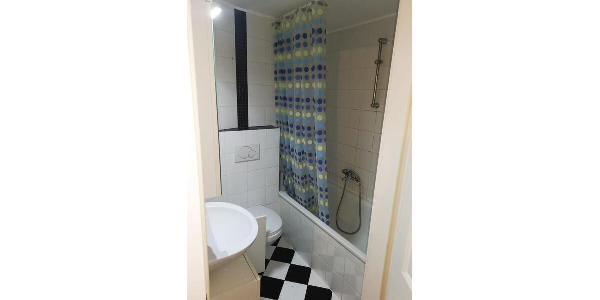 Erdgeschoßwohnung Koblenz Arenberg-Immendorf - 3.5 Zimmer, 60 m&sup2;, 864&euro; | Angebot:26340267