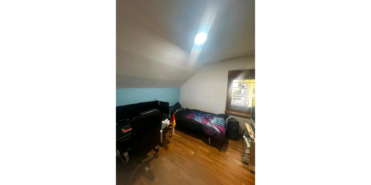 Einfamilienhaus Neuwied Feldkirchen - 6 Zimmer, 135 m&sup2;, 250.000&euro; | Angebot:26985099