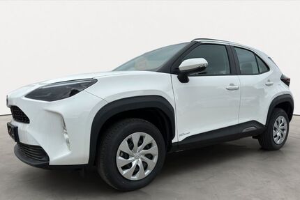 Toyota Yaris 1.500 km 26.990 € Kruft 56642