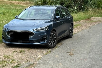 Ford Focus Kombi 42.000 km 20.500 € Miehlen 56355