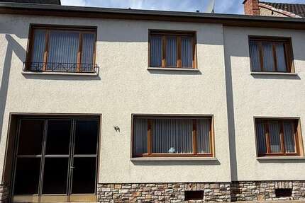 Haus zum Kaufen in Neuwied Gladbach 219.000 € 145 m² 7 zimmer